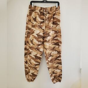 10th House Camo Jogger Pant Size L